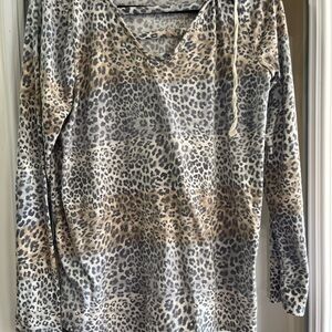 Love Leopard Print V-Neck Sweater